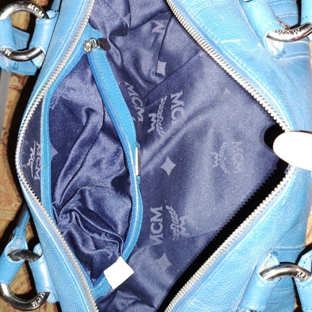 MCM papillon blue pebbled leather bag. 01709 MSRP$999 EUC - Picture 10 of 16